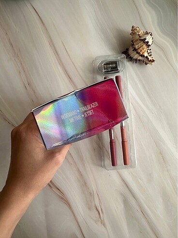  Beden Renk Formula Z Lip Liner Duo + Sharpener