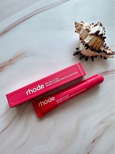 Rhode Peptide Lip Tint Guava Spritz