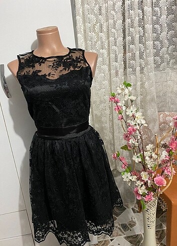 Kısa elbise 