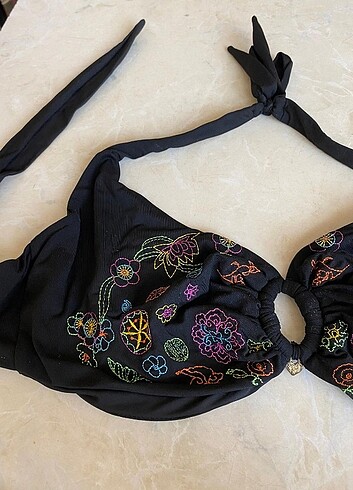 Bayan bikini 