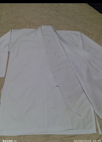 Karate kiyafeti