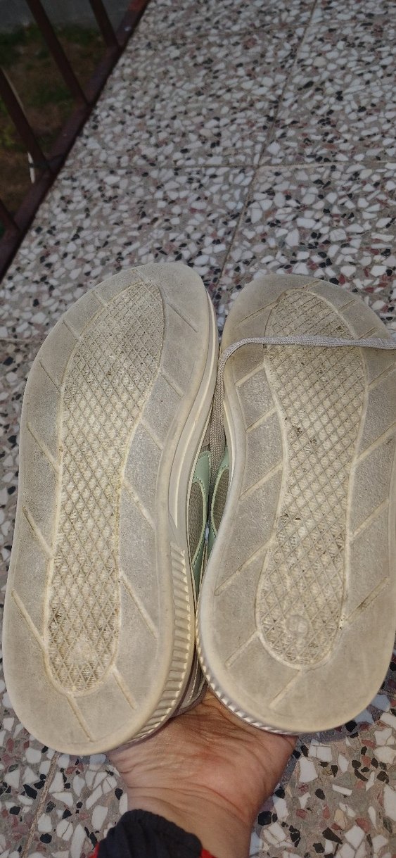 Gri Bağcıklı Kadın Spor Ayakkabı - Görsel 2