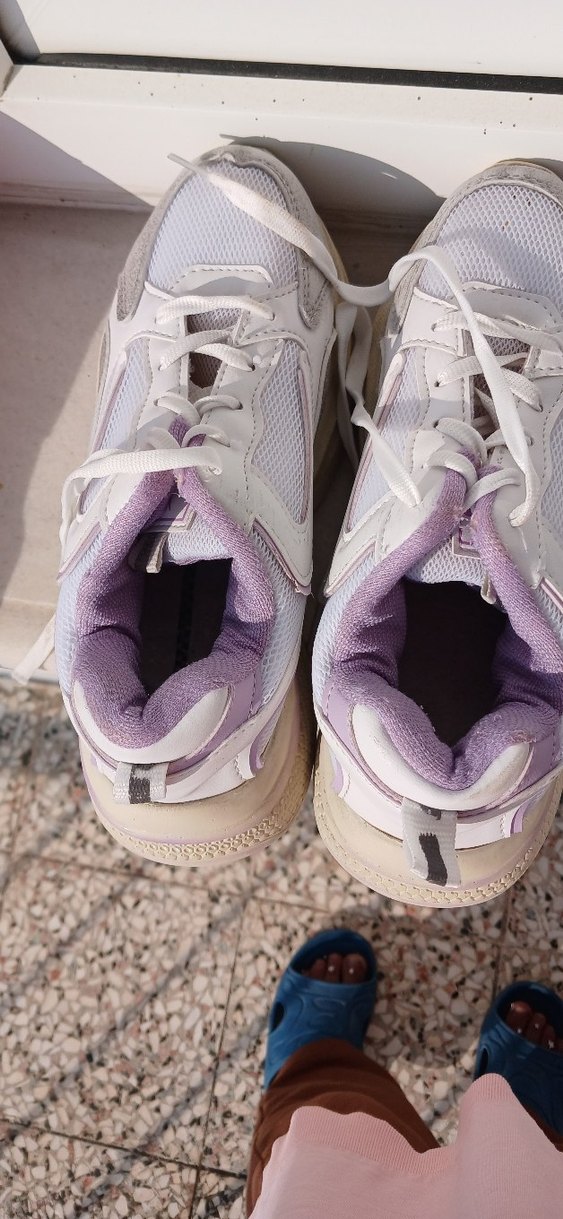 Beyaz Bağcıklı Kadın Spor Ayakkabı - Görsel 3