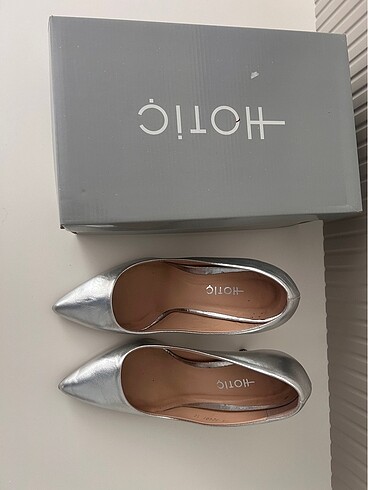 Hotic Stiletto