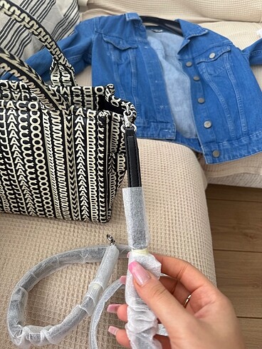  Beden siyah Renk marc jacobs totebag hologram