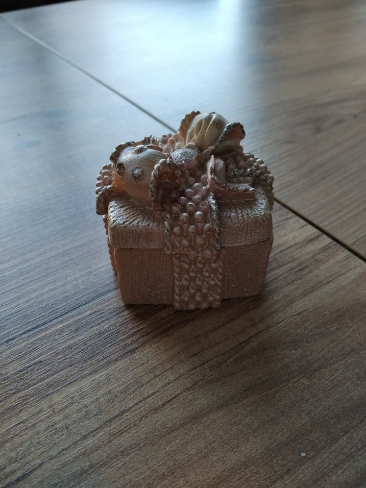 Bej Parlak Hediyelik Biblo - Görsel 4