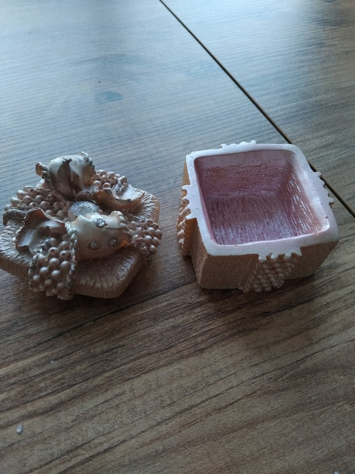 Bej Parlak Hediyelik Biblo - Görsel 2