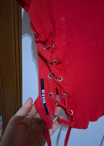 s Beden Kırmızı Yüksek Yakalı Kadın Crop Top