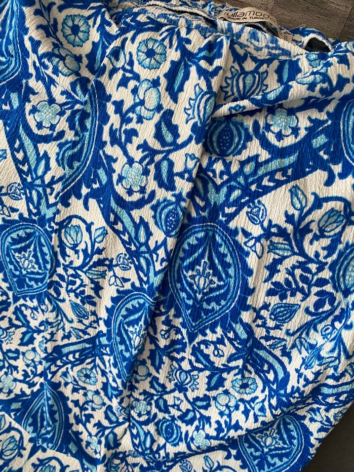 Mavi Drapeli Bağlama Desenli Uzun Hamile Eteği - Görsel 3