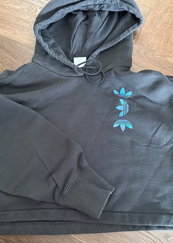 Adidas Siyah Kapüşonlu Kadın crop Sweatshirt