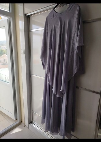 Pelerinli Şifon Özel gün elbisesi - Görsel 3