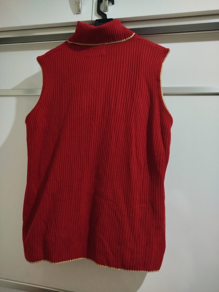 Kırmızı Yün Örgü Kolsuz Yüksek Yaka Kazak - Görsel 4