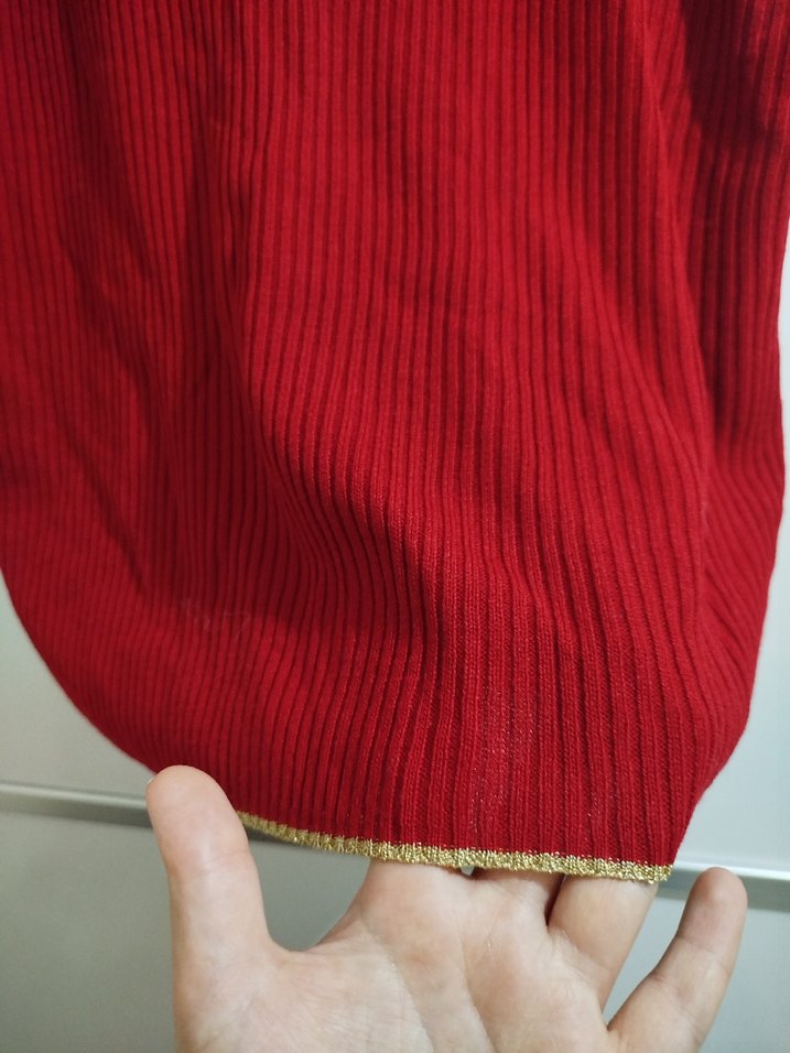 Kırmızı Yün Örgü Kolsuz Yüksek Yaka Kazak - Görsel 5