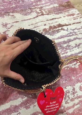 Stella Siyah Zincir Detaylı Süet Kadın Çanta - Görsel 3