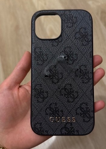 Guess iPhone 13-14 telefon kılıfı - Görsel 2
