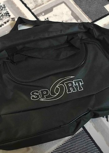 Fermuarlı Siyah Spor Çantası - Görsel 3