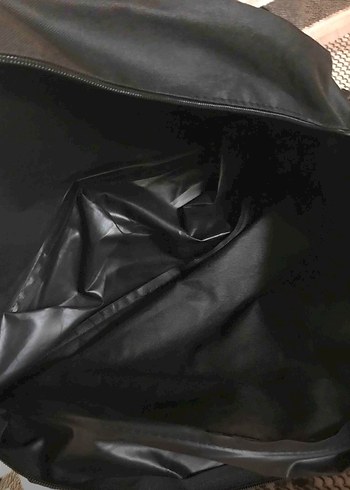 Fermuarlı Siyah Spor Çantası - Görsel 4