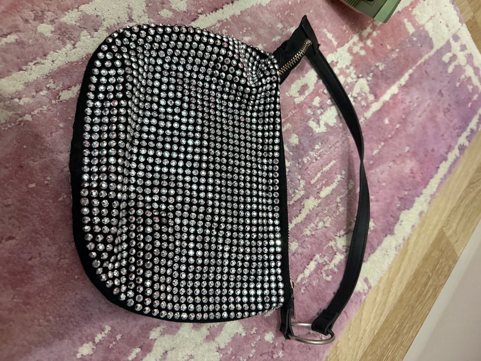 Bershka taşlı çanta - Görsel 2