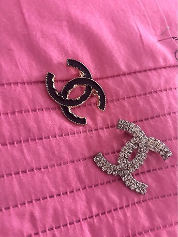 Chanel broş