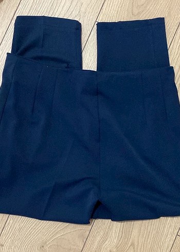 Kadın Lacivert Pilili Kumaş Pantolon - Görsel 3