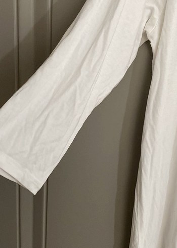 Kadın Beyaz V Yakalı Basic Tişört - Görsel 3