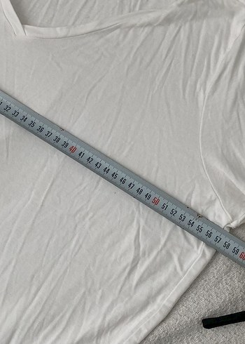 Kadın Beyaz V Yakalı Basic Tişört - Görsel 6