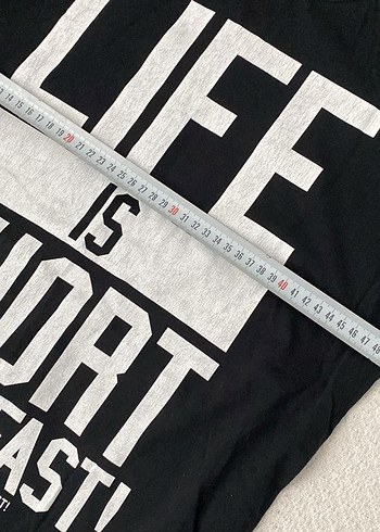 Siyah Baskılı Kısa Kollu  Tişört oversize - Görsel 5