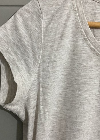 Kadın Gri Kısa Kollu Keten Tişört - Görsel 3