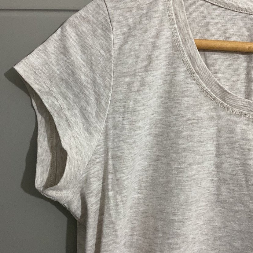 Kadın Gri Kısa Kollu Keten Tişört - Görsel 3