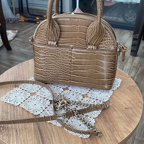 #ZARA ÇANTA