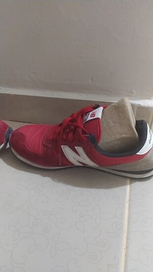 38 Beden kırmızı Renk Orjinal newbalance spor ayakkabı
