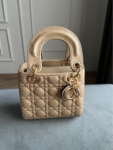 Dior çanta