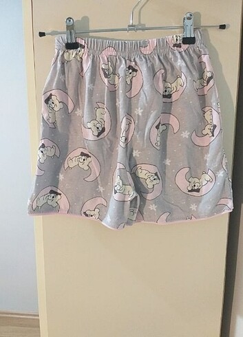 l Beden çeşitli Renk Şortlu Pijama Takımı