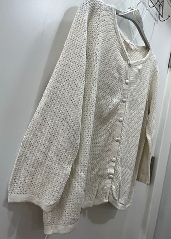 Delikli Hırka - Görsel 2