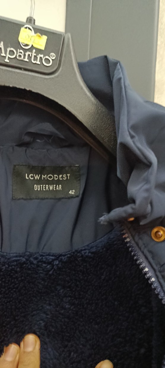 lc Waikiki Lacivert Kadın Uzun Kışlık Mont Kürklü - Görsel 5