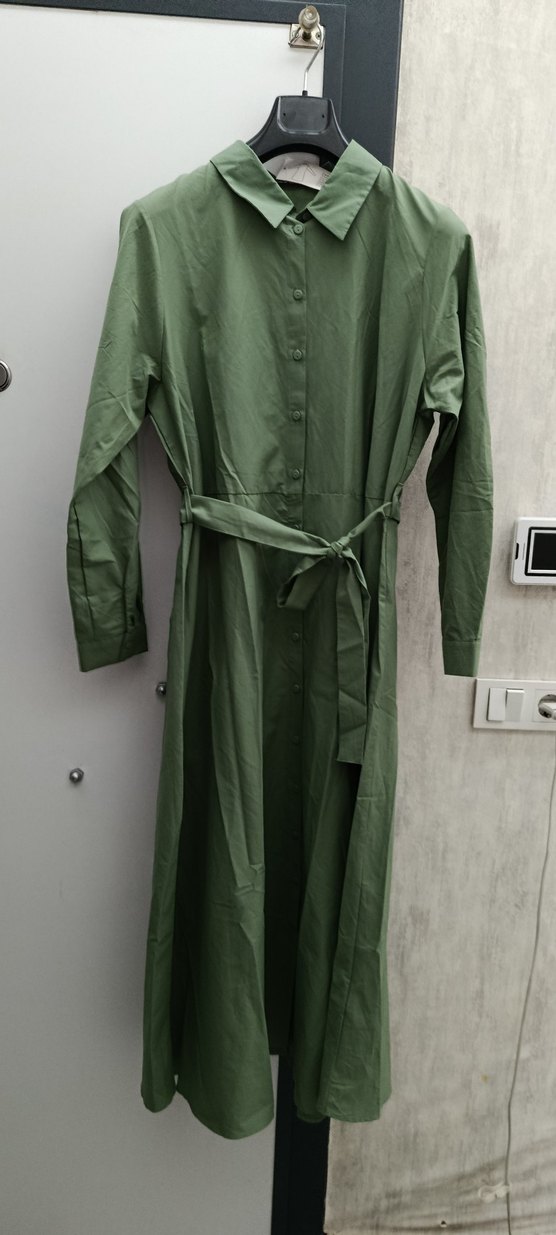 LC Waikiki yeşil  Düğmeli Uzun Kollu Gömlek - Görsel 3