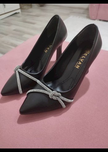 38 Beden Diger Siyah Stiletto Kadın Ayakkabı