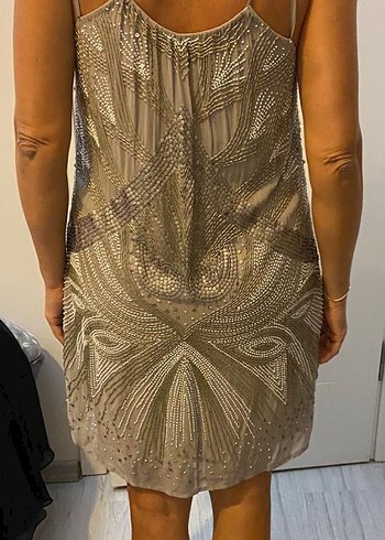 Mango Boncuk/Pul İşlemeli Kısa Abiye - Görsel 4