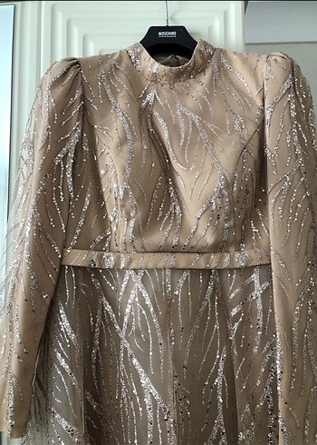 Bej İşlemeli Uzun Kollu Abiye Elbise - Görsel 3