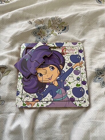 Beden Renk Ahşap çilek kız puzzle
