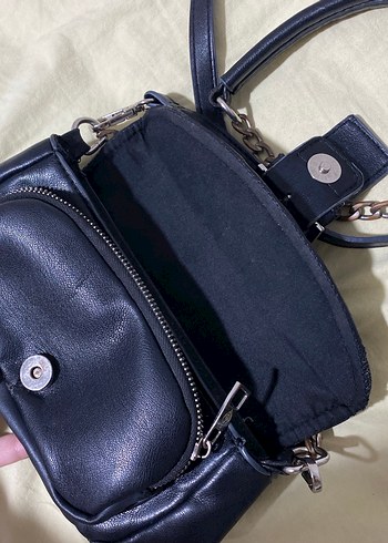 Stradivarius Siyah Deri Çanta - Görsel 3