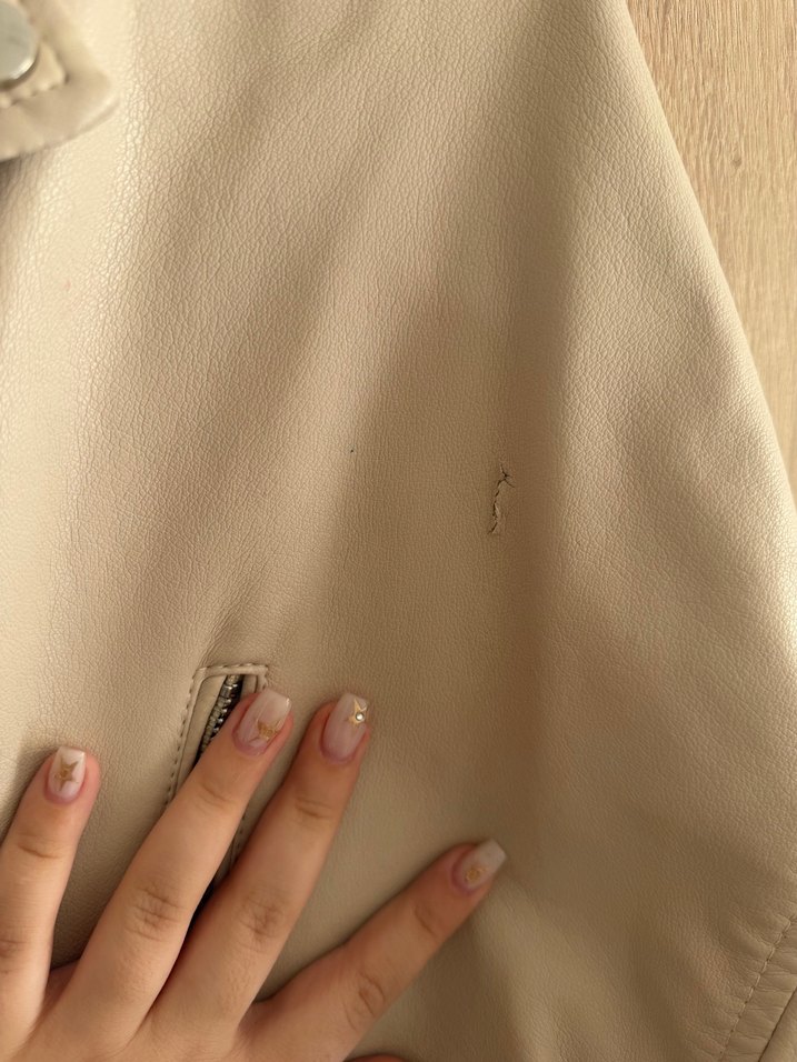 Bej Kemerli Kısa Kadın Deri Ceket - Görsel 3