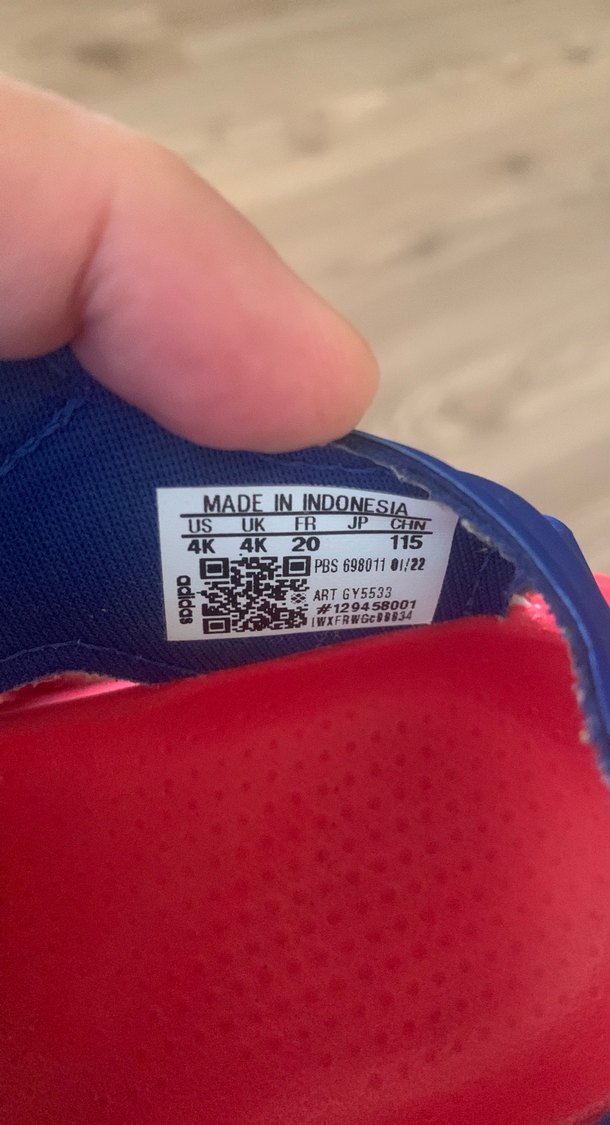 Çocuk Marvel Temalı Renkli Adidas Sandalet 20 no - Görsel 5