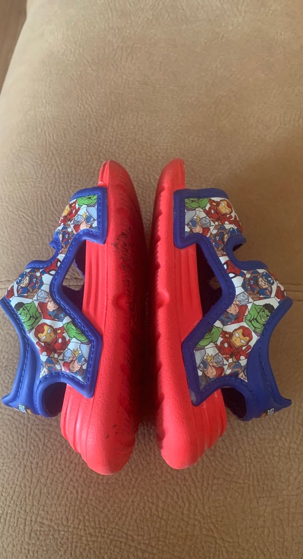 Çocuk Marvel Temalı Renkli Adidas Sandalet 20 no - Görsel 3