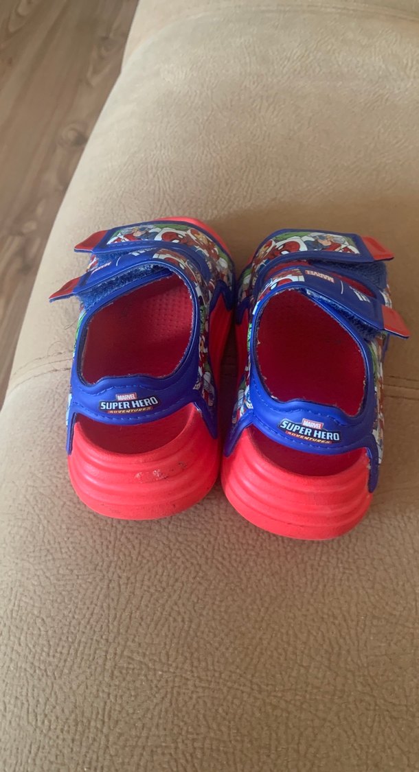 Çocuk Marvel Temalı Renkli Adidas Sandalet 20 no - Görsel 2