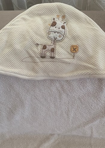 Bebegg Kapüşonlu krem zürafa nakışlı çocuk banyo havlusu 70x70 - Görsel 2