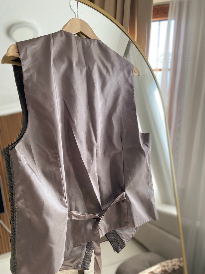 Kahverengi Düğmeli Erkek Yelek - Görsel 4