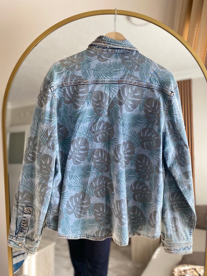 Tasarım Düğmeli Batik Desenli Kot Ceket ithal ürün - Görsel 4