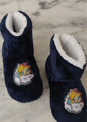 Nakışlı Kürklü Kız Çocuk Ev Terliği - Görsel 16