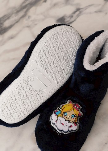 Nakışlı Kürklü Kız Çocuk Ev Terliği - Görsel 15